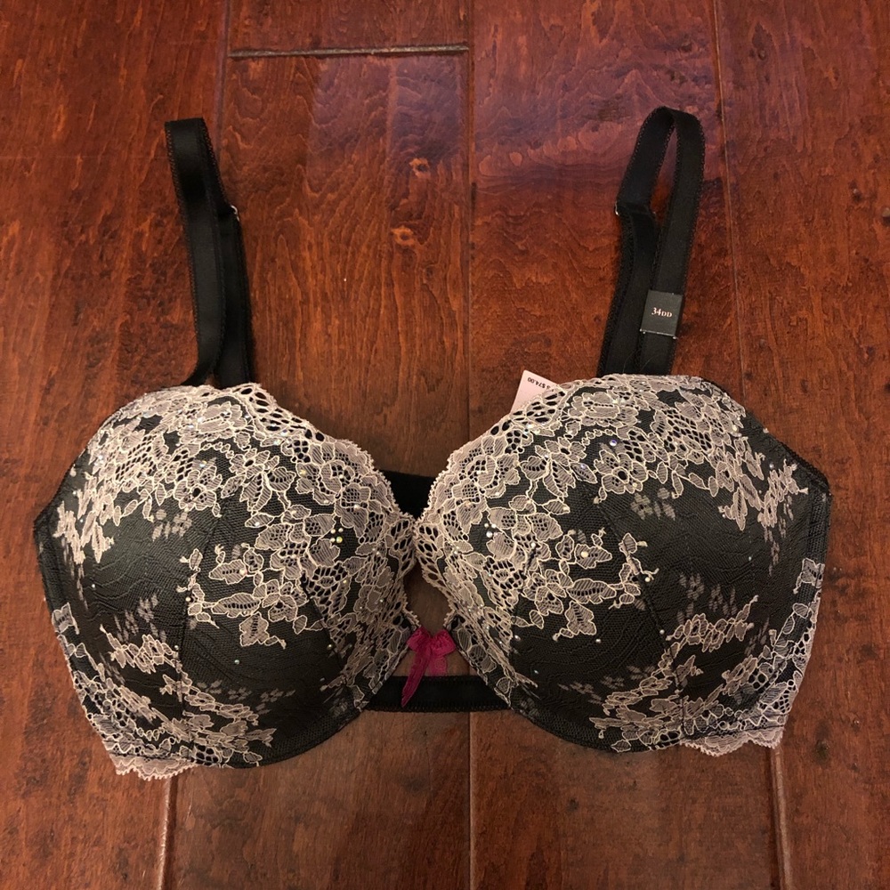 Victoria’s Secret Dream Angels Push Up 34DD